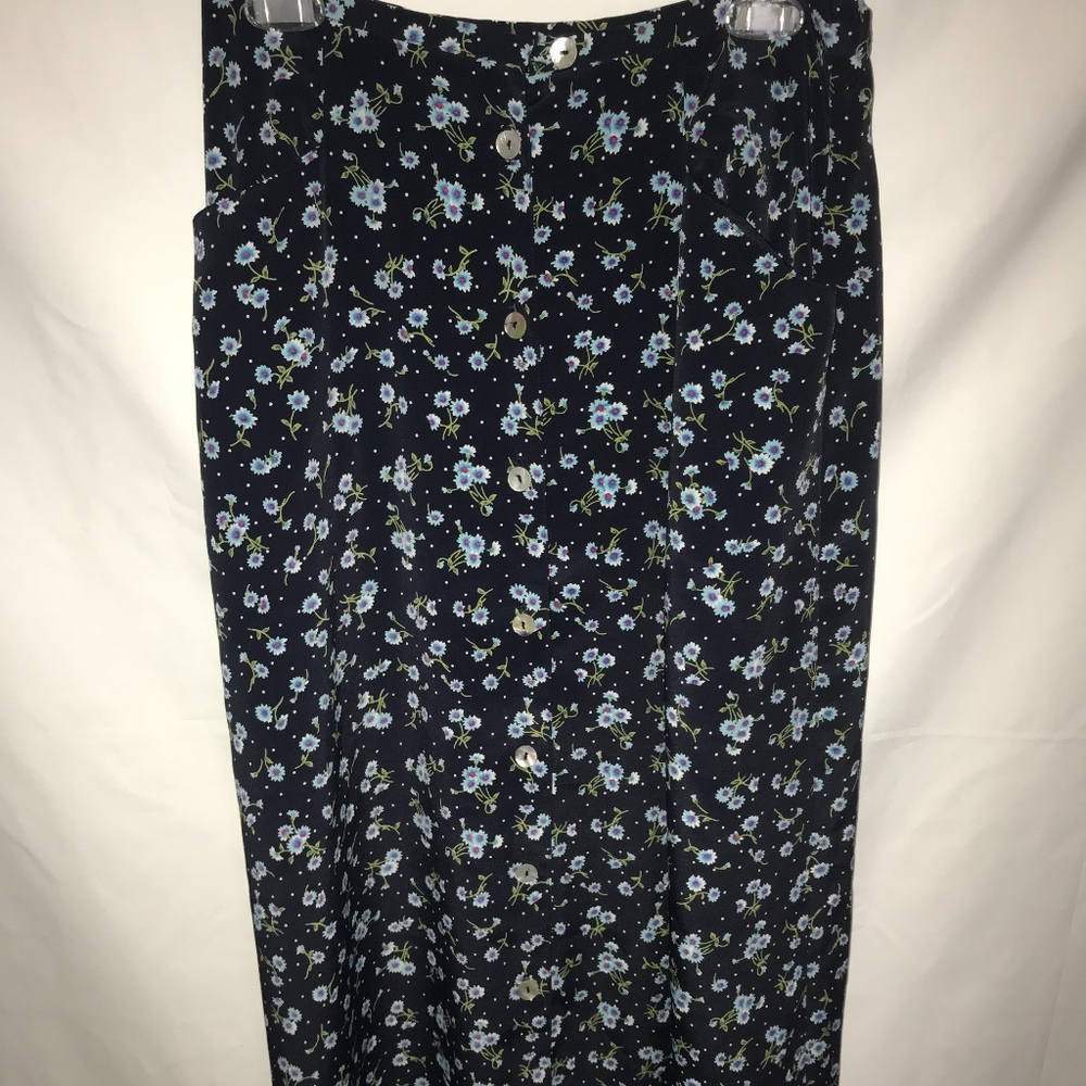 CCF Skirt 🌹